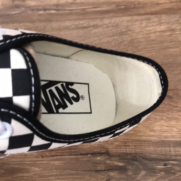 VANS AUTHENTIC BRAND NEW - Picture 5 of 14